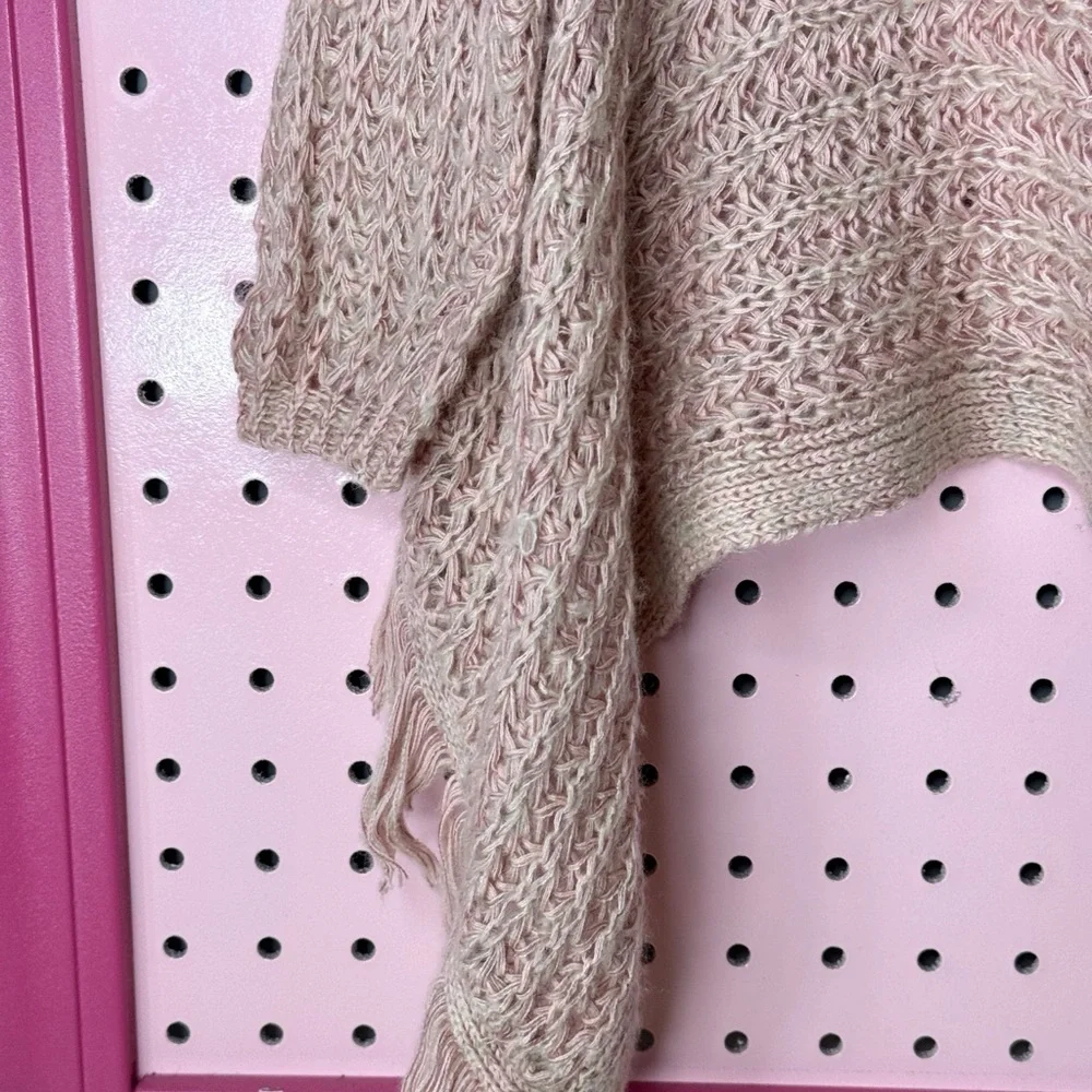 Genuine Kids Heathered Mauve Fringe Cardi. great Condition. Size 3t